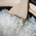 ダイエットは食事が重要！こんにゃく米で食べる量は減らさずダイエットする。